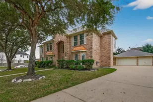 4303 Monarch Dr, Sugar Land, TX 77479 - Photo 2