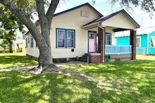 5201 Ave O 1/2, Galveston, TX 77551 - Photo 2