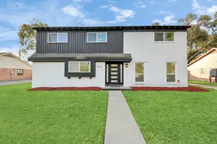 6035 Cartagena St, Houston, TX 77035 - Photo 6