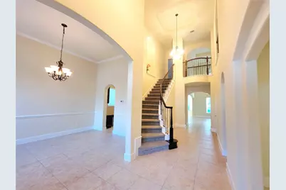 5822 Crawford Hill Lane, Sugar Land, TX 77479 - Photo 2
