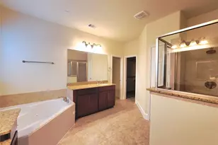 5822 Crawford Hill Ln, Sugar Land, TX 77479 - Photo 8