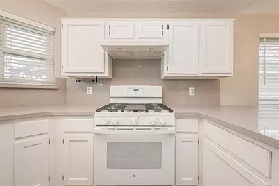 9247 Autumnsong Drive, Houston, TX 77064 - Photo 22