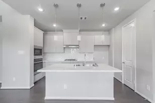 22932 Mist Fls Ct, Porter, TX 77365 - Photo 2