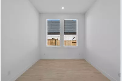 14802 Buffalo Head Street, Baytown, TX 77523 - Photo 16