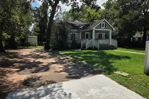 417 W Lewis Street W, Conroe, TX 77301 - Photo 1
