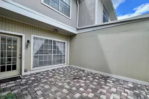 2228 S Piney Point Rd, Houston, TX 77063 - Photo 18