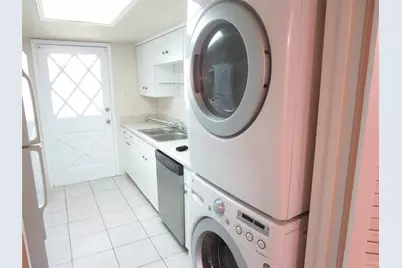 12633 Memorial Drive #72, Houston, TX 77024 - Photo 4