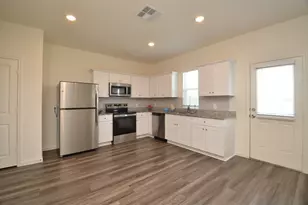 8627 Vacek Xing Wy, Richmond, TX 77469 - Photo 8