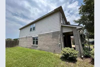 15202 Lynford Crest Drive, Houston, TX 77083 - Photo 12