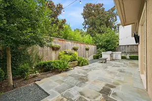 134 Park Laureate Dr, Houston, TX 77024 - Photo 38