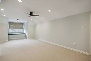 134 Park Laureate Dr, Houston, TX 77024 - Photo 34