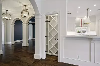 134 Park Laureate Drive, Houston, TX 77024 - Photo 14