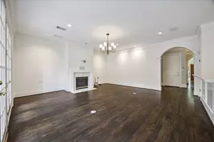 134 Park Laureate Dr, Houston, TX 77024 - Photo 18