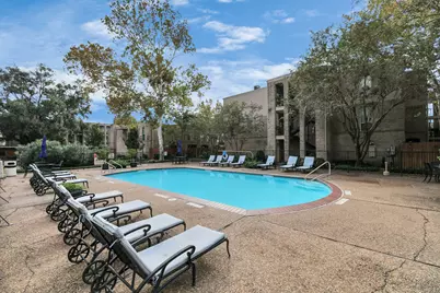 4641 Wild Indigo Street #450, Houston, TX 77027 - Photo 2