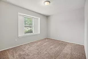 5127 Royal Pkwy, Friendswood, TX 77546 - Photo 14