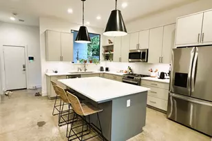 805 Dorothy St, Houston, TX 77007 - Photo 4