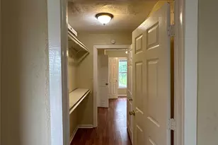 626 W 7th St, Freeport, TX 77541 - Photo 8