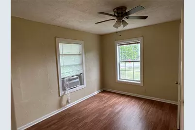 626 W 7th Street, Freeport, TX 77541 - Photo 4