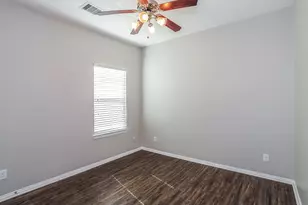 7006 Orchid St, Baytown, TX 77521 - Photo 10