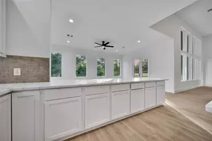 343 Louvenia Ct, Pinehurst, TX 77362 - Photo 10