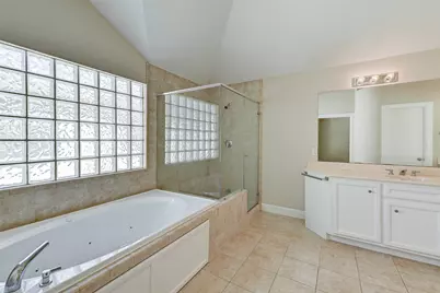650 Westcross Street #35, Houston, TX 77018 - Photo 40