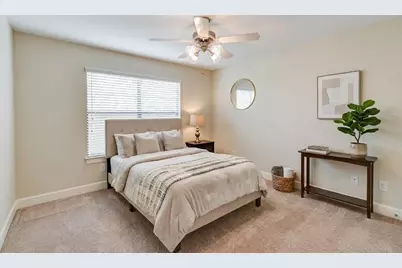 650 Westcross Street #35, Houston, TX 77018 - Photo 8