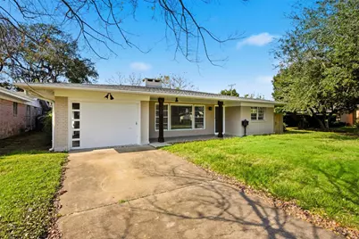 1205 Marine Drive, Galveston, TX 77550 - Photo 4