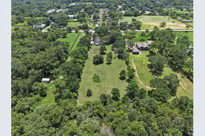 424 Middleton Street, Bacliff, TX 77518 - Photo 28