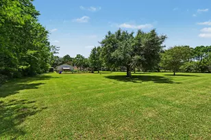 424 Middleton St, Bacliff, TX 77518 - Photo 32