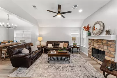29 Cypress Bayou Court, The Woodlands, TX 77382 - Photo 2
