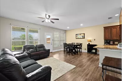 838 San Jacinto Circle, Baytown, TX 77521 - Photo 2