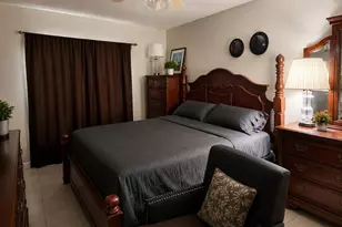 14314 River Glen Dr, Sugar Land, TX 77498 - Photo 4