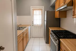 14314 River Glen Dr, Sugar Land, TX 77498 - Photo 2