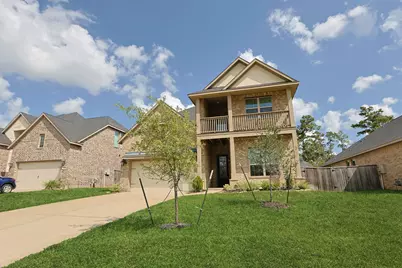 608 Cypress Bay Lane, Pinehurst, TX 77362 - Photo 2