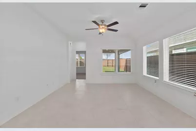 5247 Celestial Court, Iowa Colony, TX 77583 - Photo 8