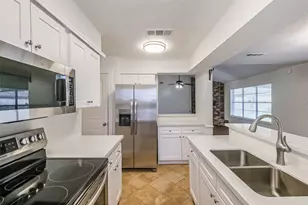 2026 Briar Ridge Dr, Rosenberg, TX 77471 - Photo 16