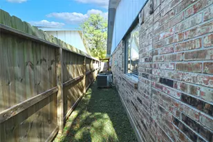 16827 Kieth Harrow Blvd, Houston, TX 77084 - Photo 24