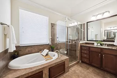 2619 Shady Woods Lane, Houston, TX 77008 - Photo 22