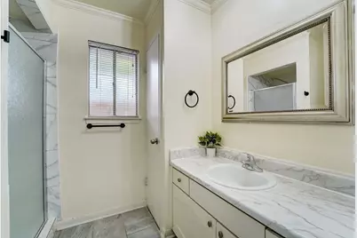 8851 Alcott, Houston, TX 77080 - Photo 16