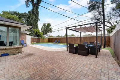 8851 Alcott, Houston, TX 77080 - Photo 22