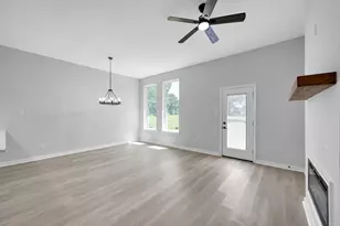 14833 Spica Ct, Willis, TX 77318 - Photo 22
