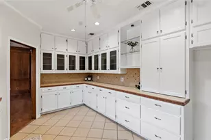 904 Bob White St, Bryan, TX 77802 - Photo 18