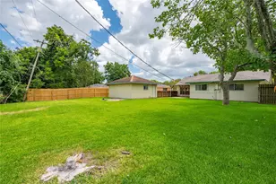 1115 Newport Blvd, League City, TX 77573 - Photo 28