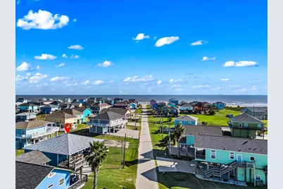 940 Driftwood Drive, Crystal Beach, TX 77650 - Photo 2