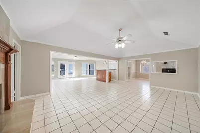 16121 Singapore Lane, Jersey Village, TX 77040 - Photo 6