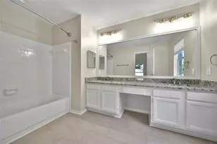 10 Still Corner Pl, The Woodlands, TX 77381 - Photo 10
