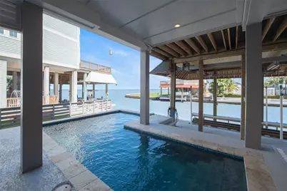 1534 Windsong Way, Tiki Island, TX 77554 - Photo 44