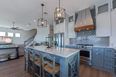 1534 Windsong Way, Tiki Island, TX 77554 - Photo 18