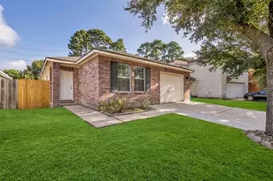 5006 Fox Mill Ln, Spring, TX 77389 - Photo 2
