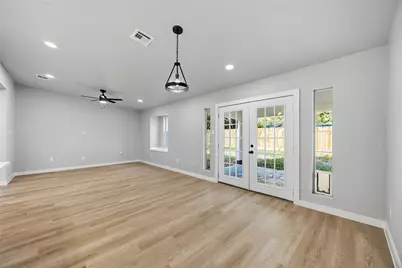 12006 Ashcroft Drive, Houston, TX 77035 - Photo 12